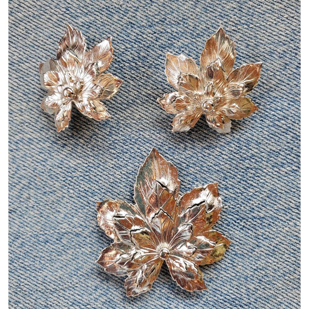 Vintage Sarah Coventry Silver Tone Maple Leaf Brooch & Clip-On Earrings Set Sign